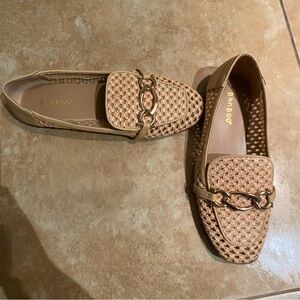 Tan Raffia Gold Chain Embellished Loafers Size 6.5
